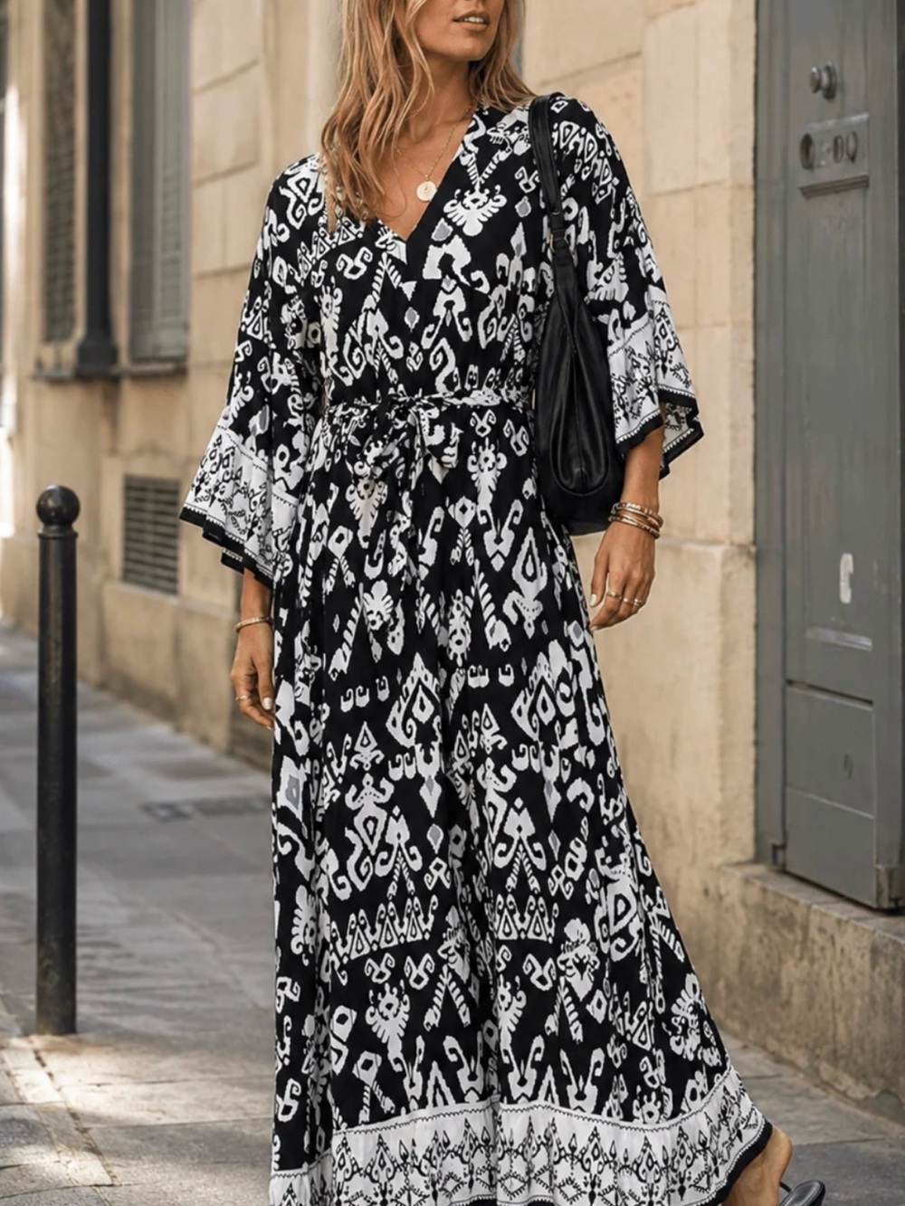 NWT Boho Black & White Maxi Dress ☀️ ☮️
